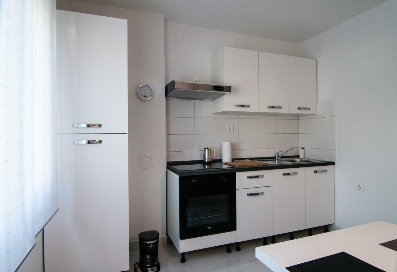 New Renovated Apartment 15 Min From Beach On Foot Pula Zewnętrze zdjęcie