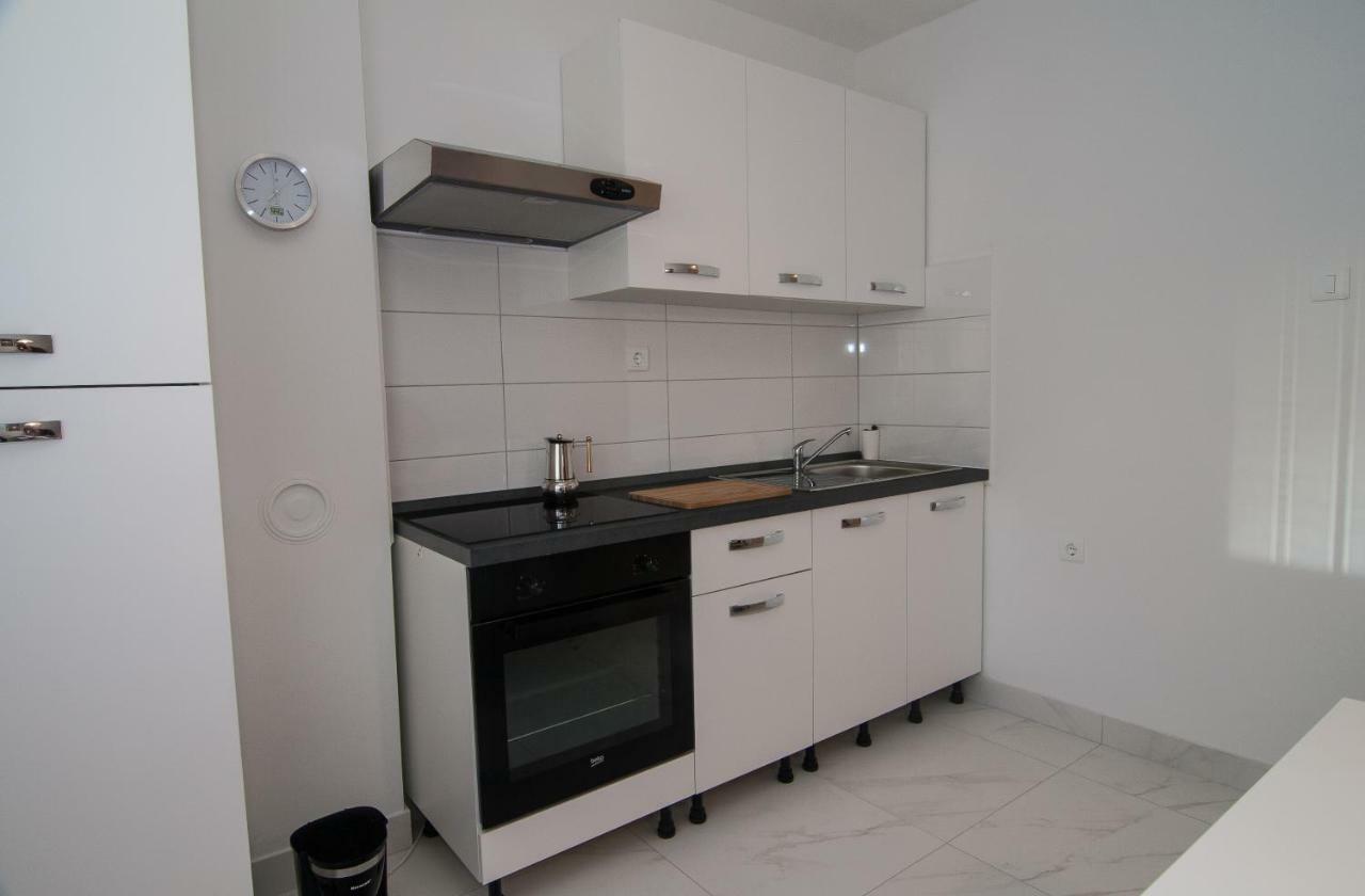 New Renovated Apartment 15 Min From Beach On Foot Pula Zewnętrze zdjęcie