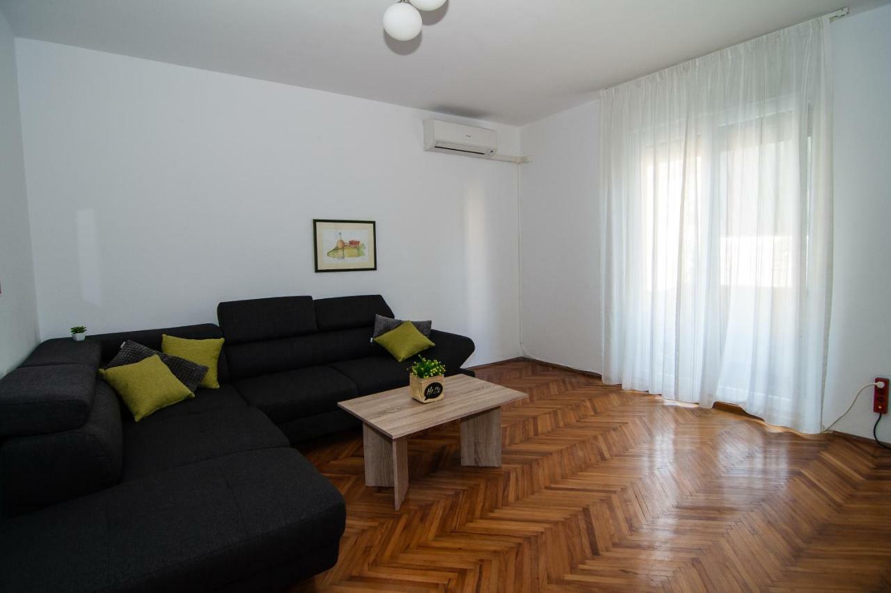New Renovated Apartment 15 Min From Beach On Foot Pula Zewnętrze zdjęcie