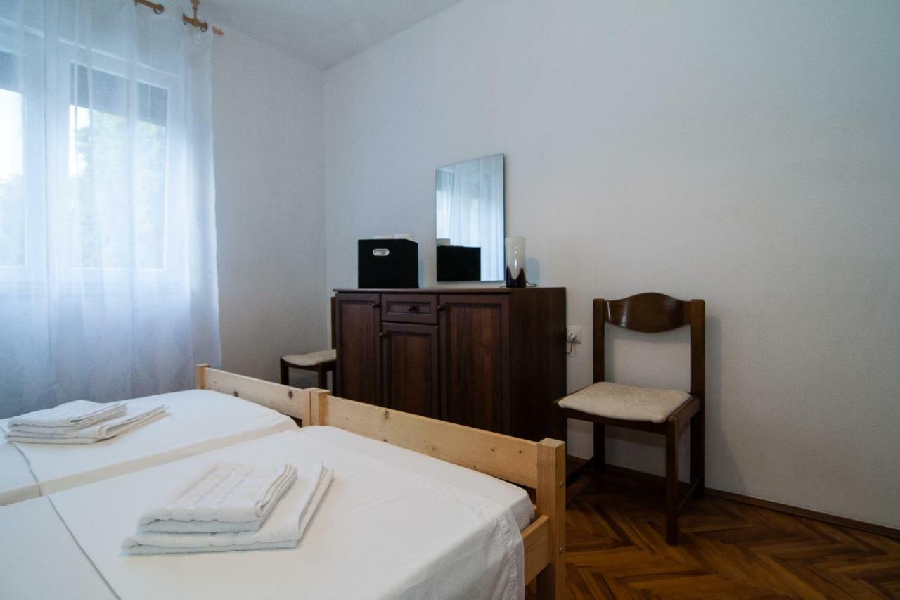 New Renovated Apartment 15 Min From Beach On Foot Pula Zewnętrze zdjęcie